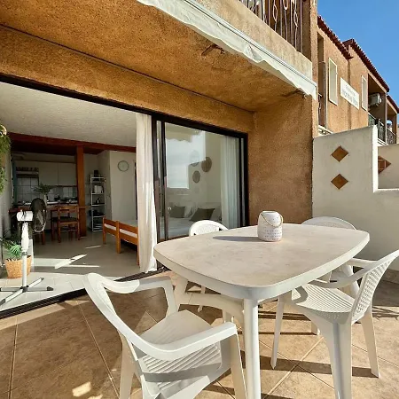 Apartment Climatise Vue En Rez-de-jardin