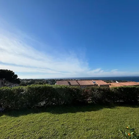 Apartmán Climatise Vue En Rez-de-jardin *