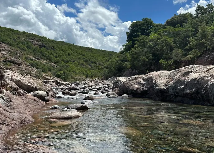 Apartmán Climatise Vue En Rez-de-jardin