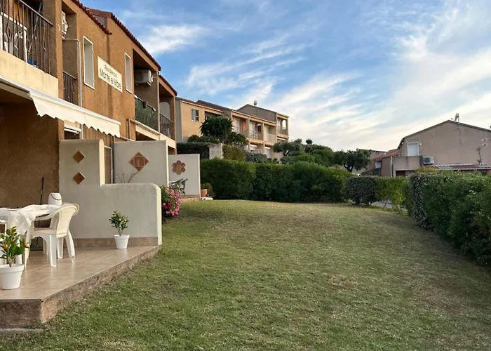 Climatise Vue En Rez-de-jardin *